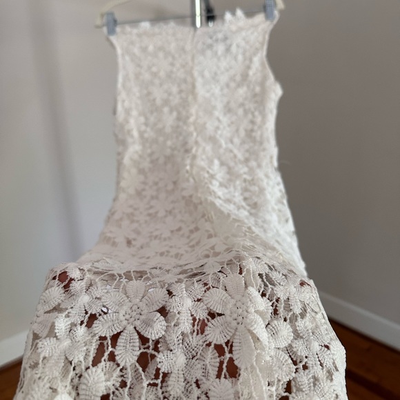 White Summer Dress - Picture 5 of 7